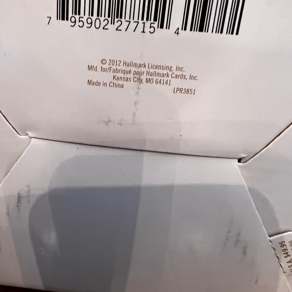 Hallmark 2012 Snowtop Lodge Ceramic Tabletop Snowman Candle House - Picture 4 of 12